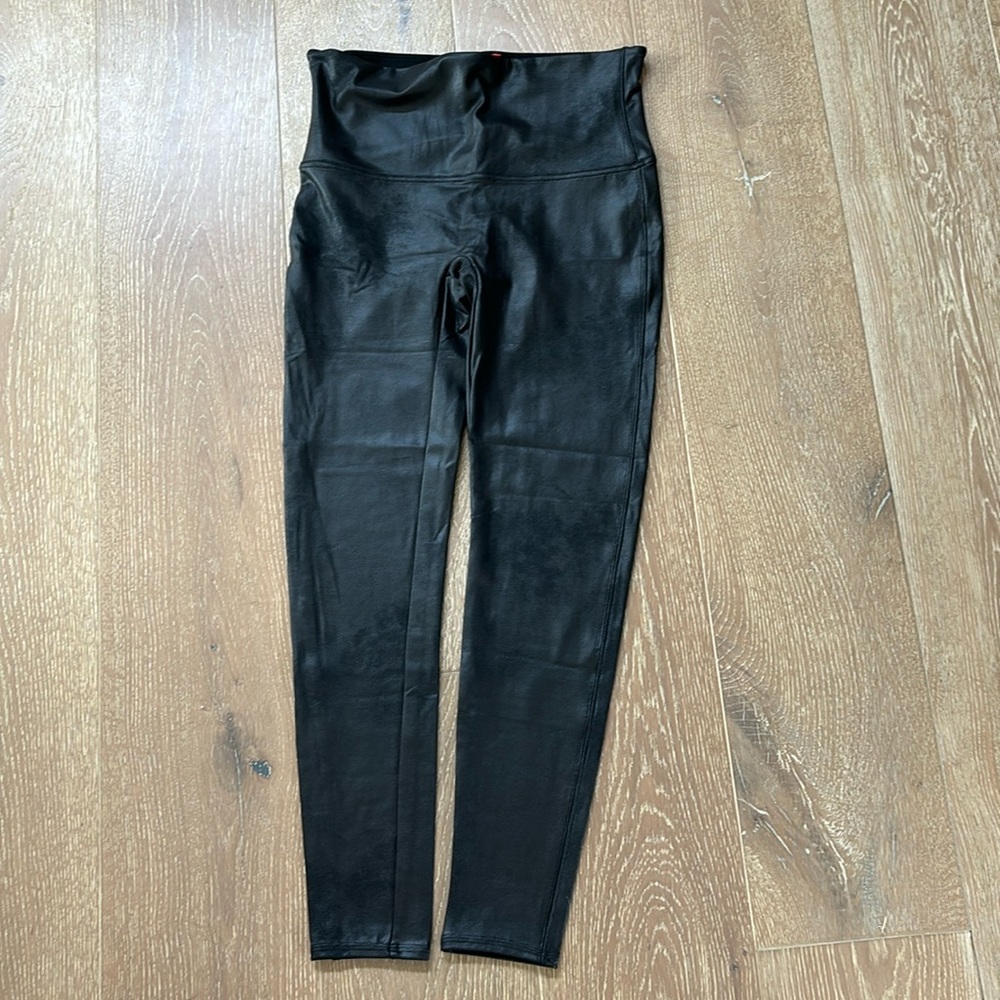Spanx faux leather leggings black size XL